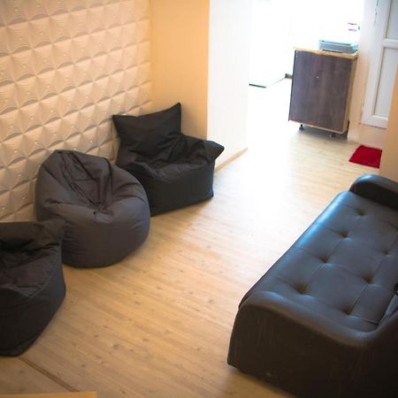 טביליסי Paradise Hostel מראה חיצוני תמונה